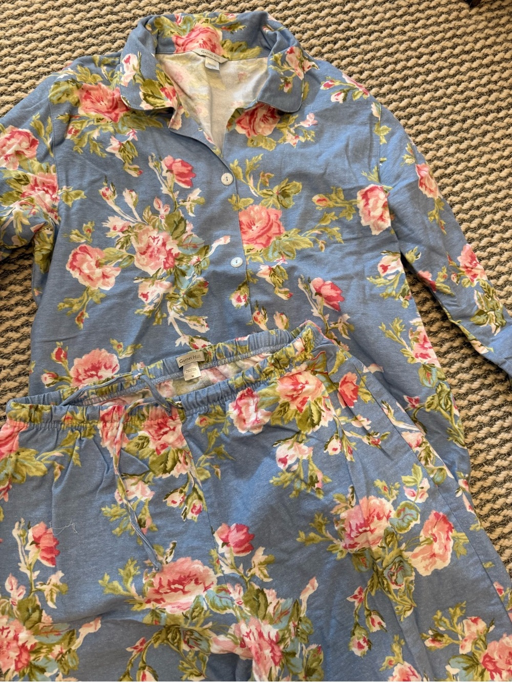 Garnet Hill flannel pajama set - Picture 3 of 3
